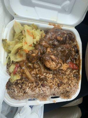 Brown stew chicken, extra gravy