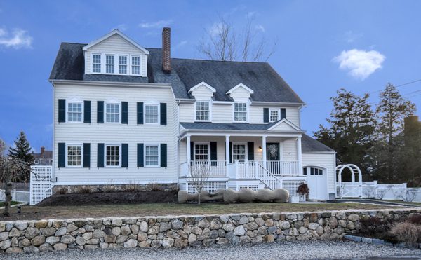 FOR SALE | 22 Meridian The Rowayton Beach Association Rowayton, CT $1,925,000