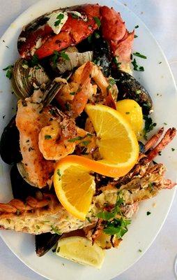 Grilled seafood combo