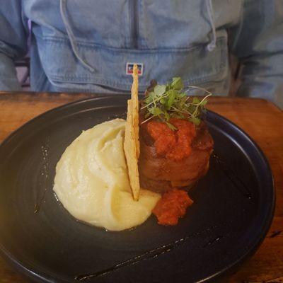 Filet mignon with pommes aligot