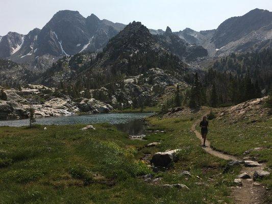 Amy doing what she loves most: running in the mountains. Let her use her skills to take your sports performance to the next level!