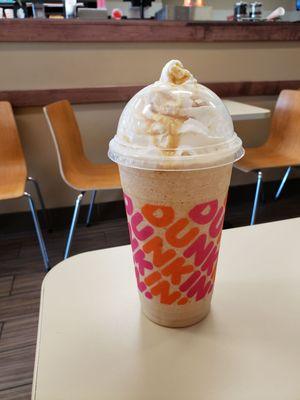 Caramel frozen coffee