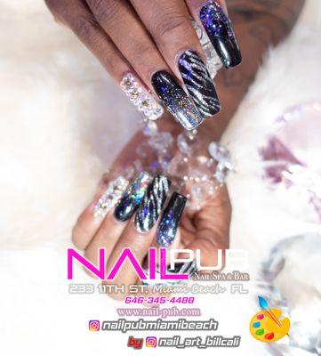 Nail Pub