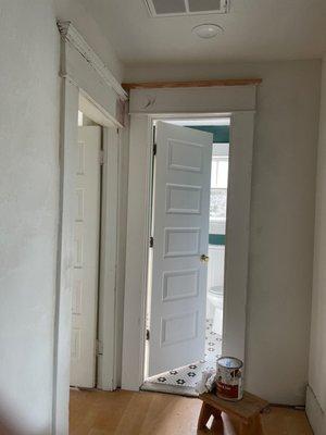 hollow door they installed while promising me they found a solid wood, after the third attempt