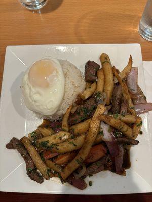 Lomo Saltado