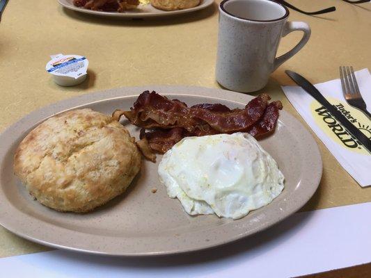 Eggs, bacon and biscuit