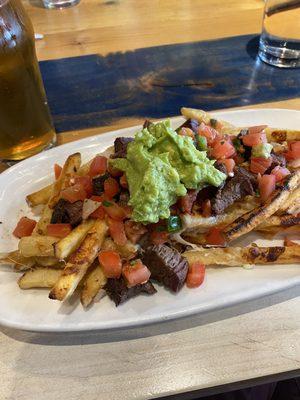 Carne Asada Fries - they cut the meat wrong :/