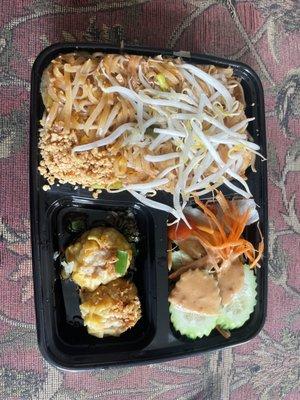 Chicken Pad Thai