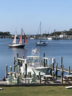 Ocracoke Harbor Inn