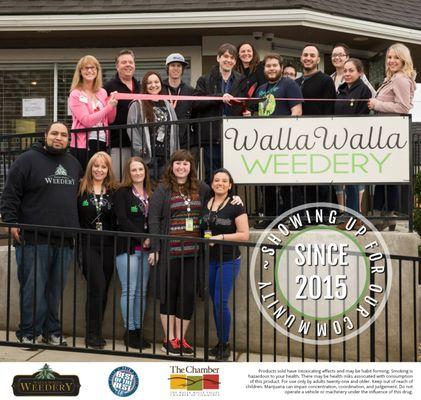 The Weedery cuts the ribbon with Walla Walla Valley Chamber of Commerce