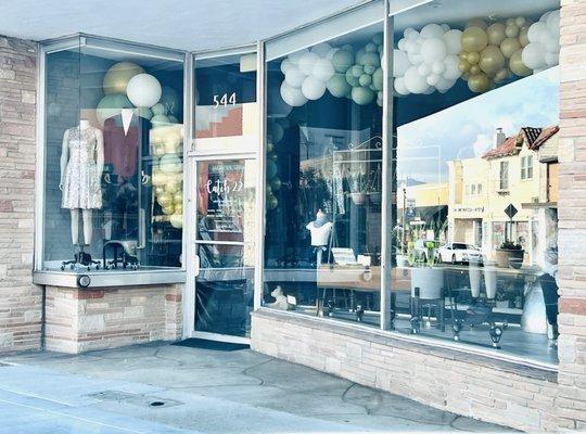 Downtown San Bruno's newest salon and pre-loved fashion all under one roof.