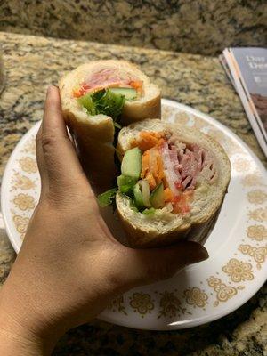 Banh mi dac biet (special)