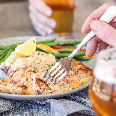 Try  our  seasonal  scratch-made  dishes  that  pair perfectly with our signature summer beer.