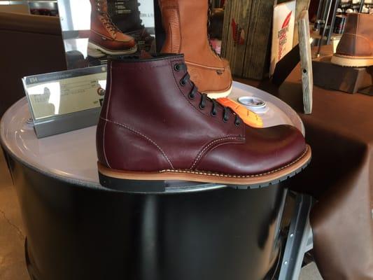 Red Wing Beckman Round. Beautiful boots in Cherry Red