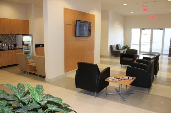 Our service waiting room offers comfortable seating, wireless internet, and complimentary snacks and drinks.