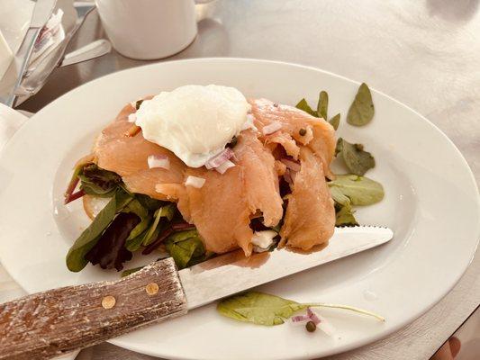 Salmon toast with a poached egg