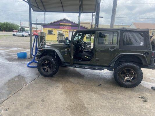 You got big jeep's that you don't want to clean bring them on down and watch when you leave you will be happy