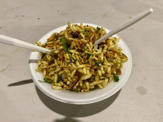 JHAL MURI (Puffed Rice w/ chickpea noodles, chilies & mustard oil) DELICIOUS