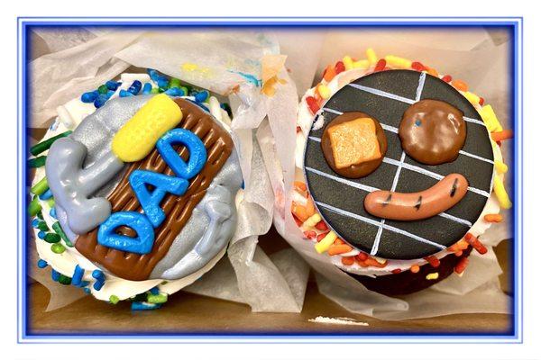 The most adorable Father's Day cupcakes - Happy Father's Day to all the Dads!