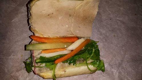 Special Banh Mi, Lack of vegetables