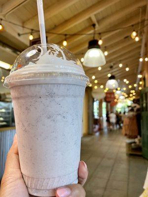 Oreo milkshake was good!