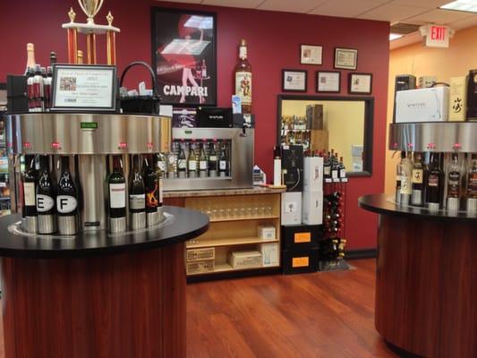 Customers can sample sixteen red wines, eight white wines, eight single malt scotches, four bourbons, and four sipping rums.