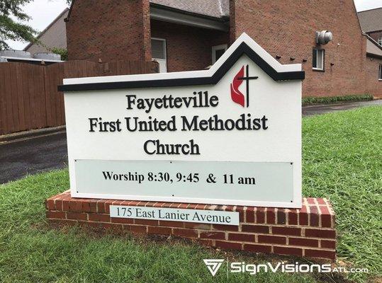 Church Monument Sign in Downtown Fayetteville for FUMC