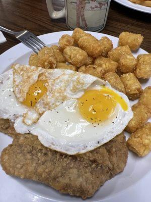 Chicken Fried Steak, Sunnies & Tots