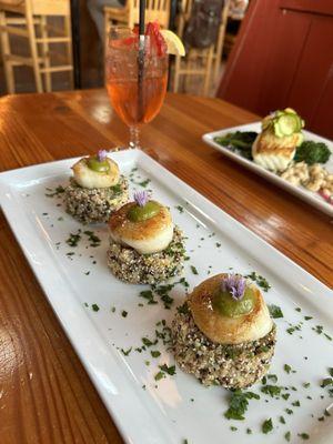 Pan seared scallops and quinoa