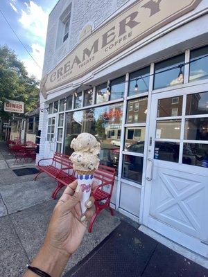 Peanut butter pie cone