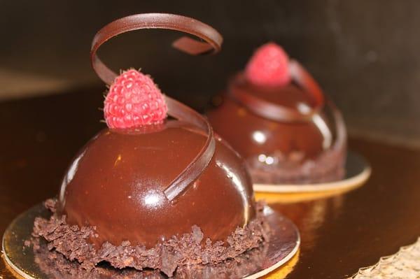 Chocolate/Mousse/Raspberry dessert