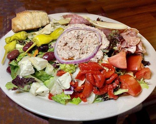 Large Anti-pasta shared with 3 people