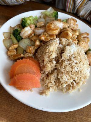 Shrimp and chicken Hibachi