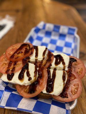 Caprese Tartine