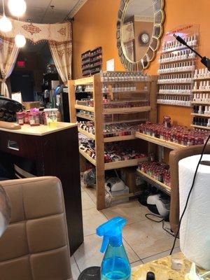 Gel polish station