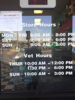 Store Hours / Vet Hours