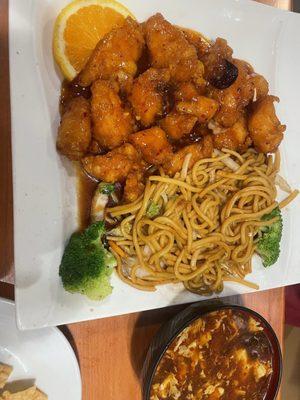 Orange chicken with Lo Mein