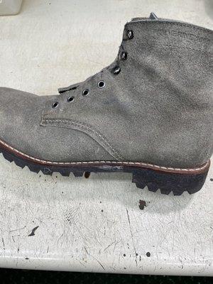 Roughout boot with lug sole.