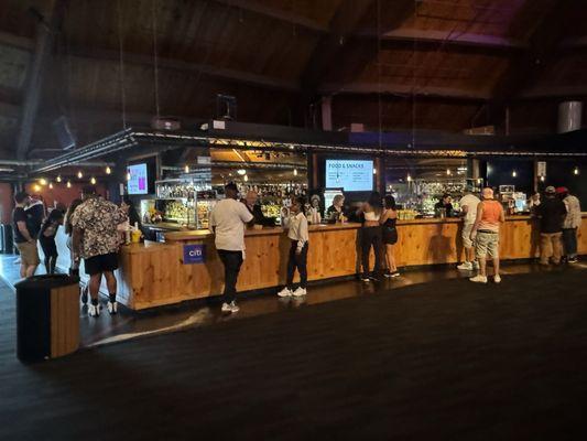 Bar in the middle of the lobby