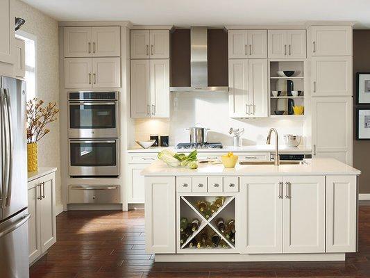 Diamond Cabinets inspiration. Style: Caldera Material: Maple Color: Dover.