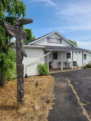 Mallow Carhartt Store with cool totem pole!