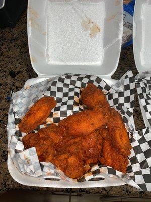 Chicken wings... Dayum!