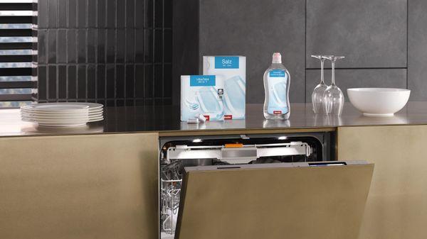 Simply perfect dishwashing. With Miele.