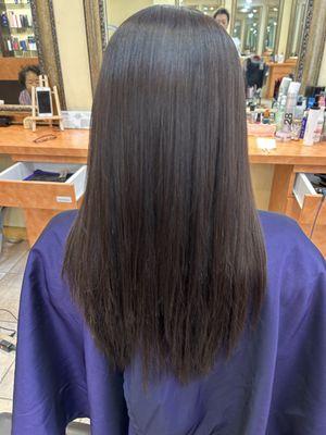 We specialize in Haircut/Coloring/Bleaching/Hair Treatment/Korean Magic Straight Perm

Walk in Welcome