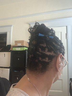 I pinned up this fabulous twist out, very friendly knowledgeable and professional atmosphere. Love their shop...