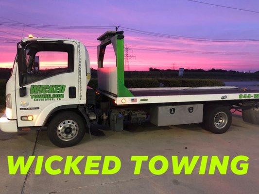 Wicked Towing isuzu