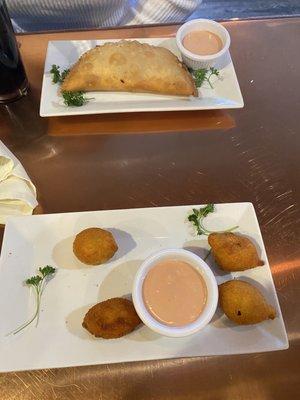 Coxinha and pastel so yummyyyy