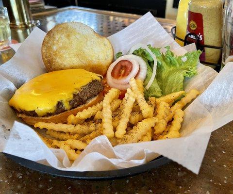 Cheeseburger & Fries