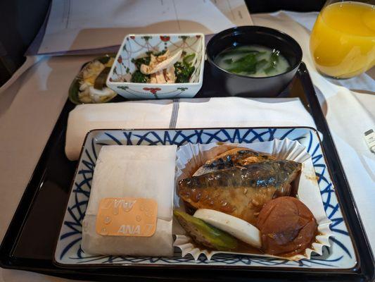 Simmered Mackerel & Japanese Plum in Soy based sauce, marinated spinach in soy based sauce with steamed chicken