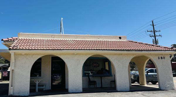 Front of restaurant